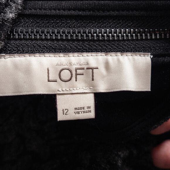 LOFT Women’s Dress Size 12 Minimalist Office Casual Jacquard Knit Black Neutral - Picture 8 of 11